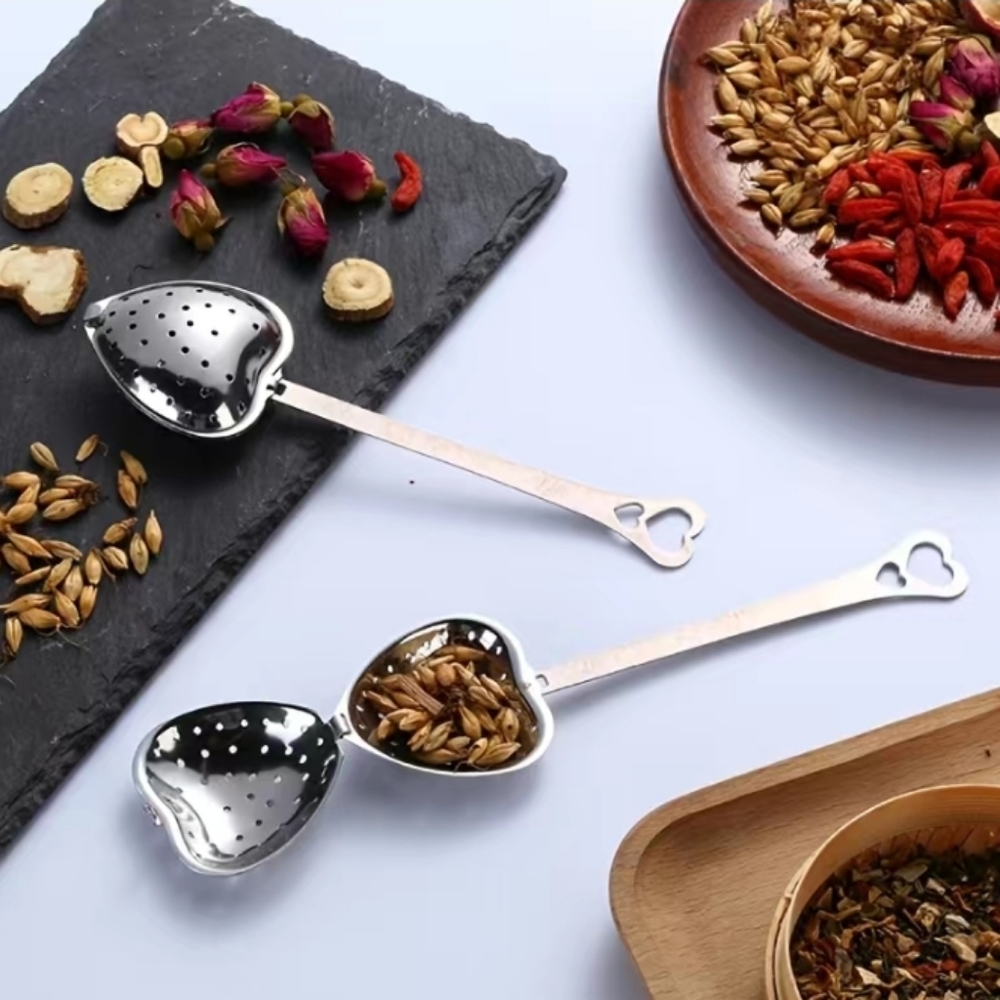 Stainless Steel Loose Leaf tea strainer heart shaped